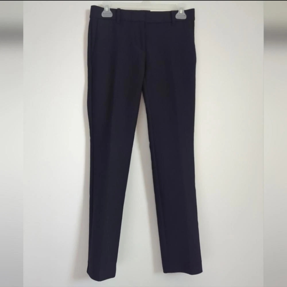 ANN TAYLOR | The Straight Bi-Stretch Mid Rise Navy Blue Pants